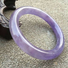 Load image into Gallery viewer, 10% OFF- 55/56/57mm Certified Natural Lavender Jadeite Emerald A*Jade HandCarved Round Bangle x9415