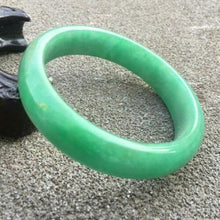 Load image into Gallery viewer, 10% OFF- 60/61/62mm Certified Natural Jadeite Emerald A*Jade HandCarved Bracelet Bangle x9411