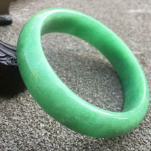 Load image into Gallery viewer, 10% OFF- 57/58/59mm Certified Natural Jadeite Emerald A*Jade HandCarved Bracelet Bangle x9402