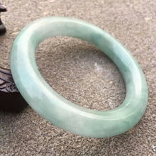 Load image into Gallery viewer, 10% OFF- 56/57/58mm Certified Natural Lavender Jadeite Emerald A*Jade HandCarved Round Bangle GX3644