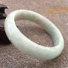 Load image into Gallery viewer, 10% OFF- 60/61/62mm Certified Natural Lavender Jadeite Emerald A*Jade HandCarved Bracelet Bangle GX373