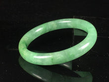 Load image into Gallery viewer, 10% OFF- 55/56/57mm Certified Natural Jadeite Emerald A*Jade HandCarved Round Bracelet Bangle GX284