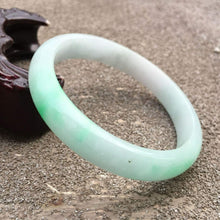 Load image into Gallery viewer, 10% OFF- 55/56/57mm Certified Natural Jadeite Emerald A*Jade HandCarved Bracelet Bangle GX622