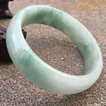 Load image into Gallery viewer, 10% OFF- 55/56/57mm Certified Natural Jadeite Emerald A*Jade HandCarved Bracelet Bangle X391
