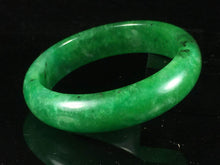 Load image into Gallery viewer, 10% OFF- 55/56/57mm Certified Natural Jadeite Emerald A*Jade HandCarved Bracelet Bangle GX636