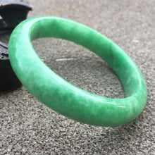 Load image into Gallery viewer, 10% OFF- 56/57/58mm Certified Natural Jadeite Emerald A*Jade HandCarved Bracelet Bangle GX243