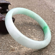 Load image into Gallery viewer, 10% OFF- 55/56/57mm Certified Natural Jadeite Emerald A*Jade HandCarved Bracelet Bangle GX622