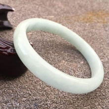 Load image into Gallery viewer, 10% OFF- 56/57/58mm Certified Natural Lavender Jadeite Emerald A*Jade HandCarved Bracelet Bangle GX367