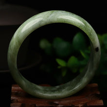 Load image into Gallery viewer, 10% OFF- 58/59/60mm Certified Natural Emerald Xiu A*Jade HandCarved Bangle VV4787