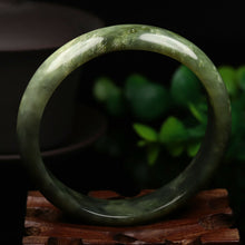 Load image into Gallery viewer, 10% OFF- 57/58/59mm Certified Natural Emerald Xiu A*Jade HandCarved Bangle VV4759