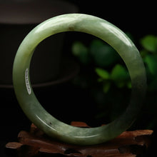 Load image into Gallery viewer, 10% OFF- 57/58/59mm Certified Natural Emerald Xiu A*Jade HandCarved Bangle VV4762