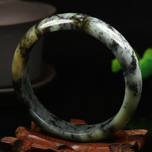 Load image into Gallery viewer, 10% OFF- 58/59/60mm Certified Natural Emerald Xiu Jade*A Handcarved Bangle VV4906