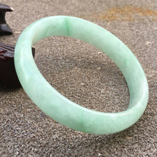 Load image into Gallery viewer, 63/64/65mm Certified Natural Lavender Jadeite Emerald A Jade HandCarved Bracelet Bangle GX376