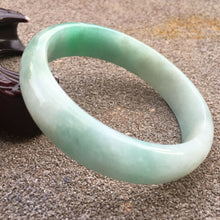 Load image into Gallery viewer, 61/62/63mm Certified Natural Lavender Jadeite Emerald A Jade HandCarved Bracelet Bangle GX372