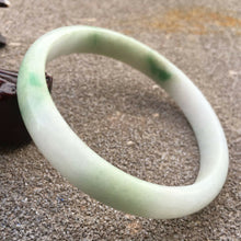 Load image into Gallery viewer, 61/62/63mm Certified Natural Lavender Jadeite Emerald A Jade HandCarved Bracelet Bangle GX366