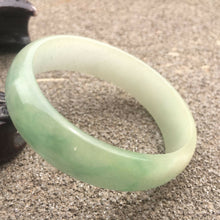 Load image into Gallery viewer, 49/50/51mm x 45mm Certified Natural Lavender Jadeite Emerald A Jade HandCarved Oval Bracelet Bangle GX317