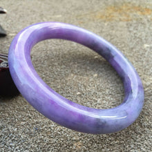 Load image into Gallery viewer, 10% OFF- 57/58/59mm Certified Natural Lavender Jadeite Emerald A Jade HandCarved Round Bracelet Bangle GX359