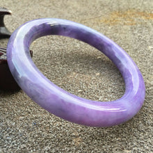 Load image into Gallery viewer, 10% OFF- 57/58/59mm Certified Natural Lavender Jadeite Emerald A Jade HandCarved Round Bracelet Bangle GX359