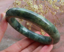 Load image into Gallery viewer, 56/57/58mm Certified Natural Lavender Jadeite Emerald A Jade HandCarved Round Bracelet Bangle A-4692