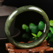 Load image into Gallery viewer, 58/59/60mm Certified Natural Emerald Xiu A*Jade HandCarved Bangle VV4480