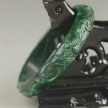 Load image into Gallery viewer, 56/57/58mm Certified Natural Green Jadeite Emerald A Jade HandCarved Ruyi Flower Bracelet Bangle A-2242
