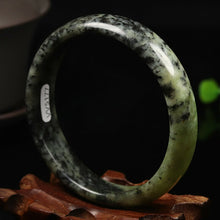 Load image into Gallery viewer, 10% OFF- 59/60/61mm Certified Natural Emerald Xiu A*Jade HandCarved Bangle VV5177