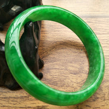 Load image into Gallery viewer, 10% OFF- 61/62/63mm Certified Natural Jadeite Emerald A*Jade Handcarved Bangle A263