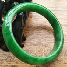Load image into Gallery viewer, 10% OFF- 61/62/63mm Certified Natural Jadeite Emerald A*Jade Handcarved Bangle A261