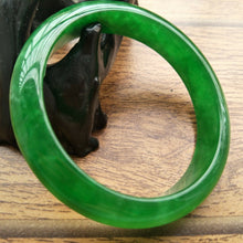 Load image into Gallery viewer, 10% OFF- 60/61/62mm Certified Natural Jadeite Emerald A*Jade Handcarved Bangle A257