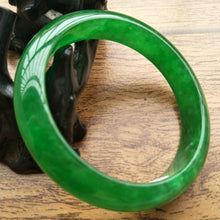 Load image into Gallery viewer, 10% OFF- 60/61/62mm Certified Natural Jadeite Emerald A*Jade Handcarved Bangle A257