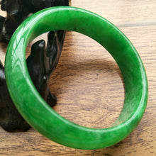 Load image into Gallery viewer, 10% OFF- 61/62/63mm Certified Natural Jadeite Emerald A*Jade Handcarved Bangle A269