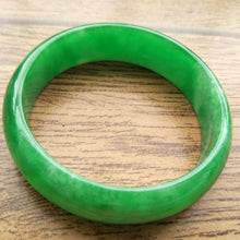 Load image into Gallery viewer, 10% OFF- 56/57/58mm Certified Natural Jadeite Emerald A*Jade Handcarved Bangle A258